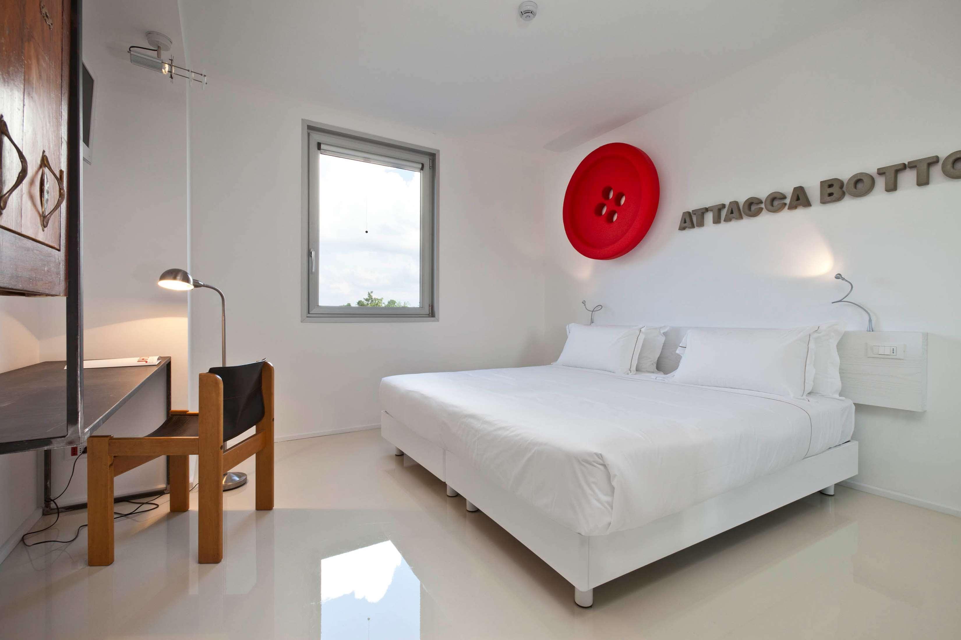 Aiden By Best Western Jhd Dunant Hotel Castiglione Delle Stiviere Luaran gambar
